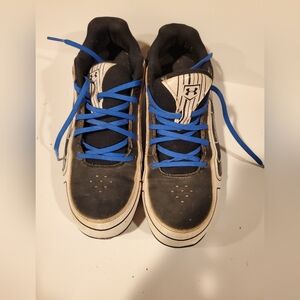 Men's Under Armour Cleat Black White and Blue Size 9